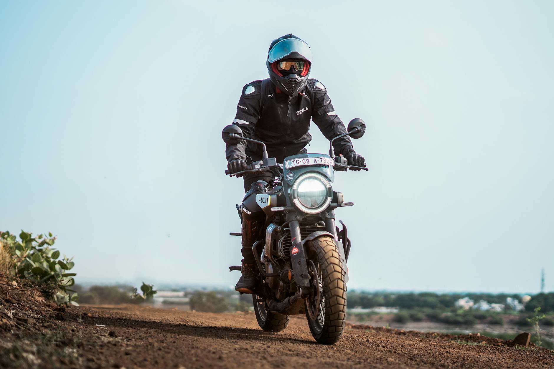 Husqvarna Svartpilen 801