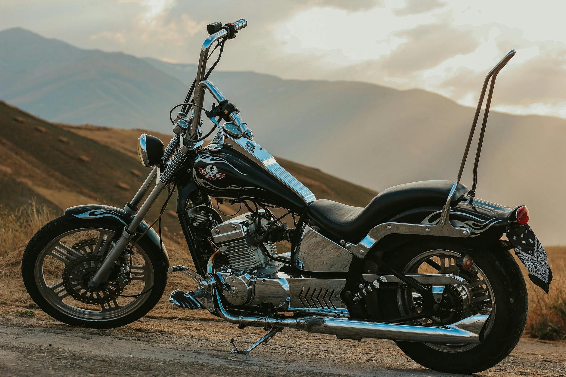 Regal Raptor Chopper 125