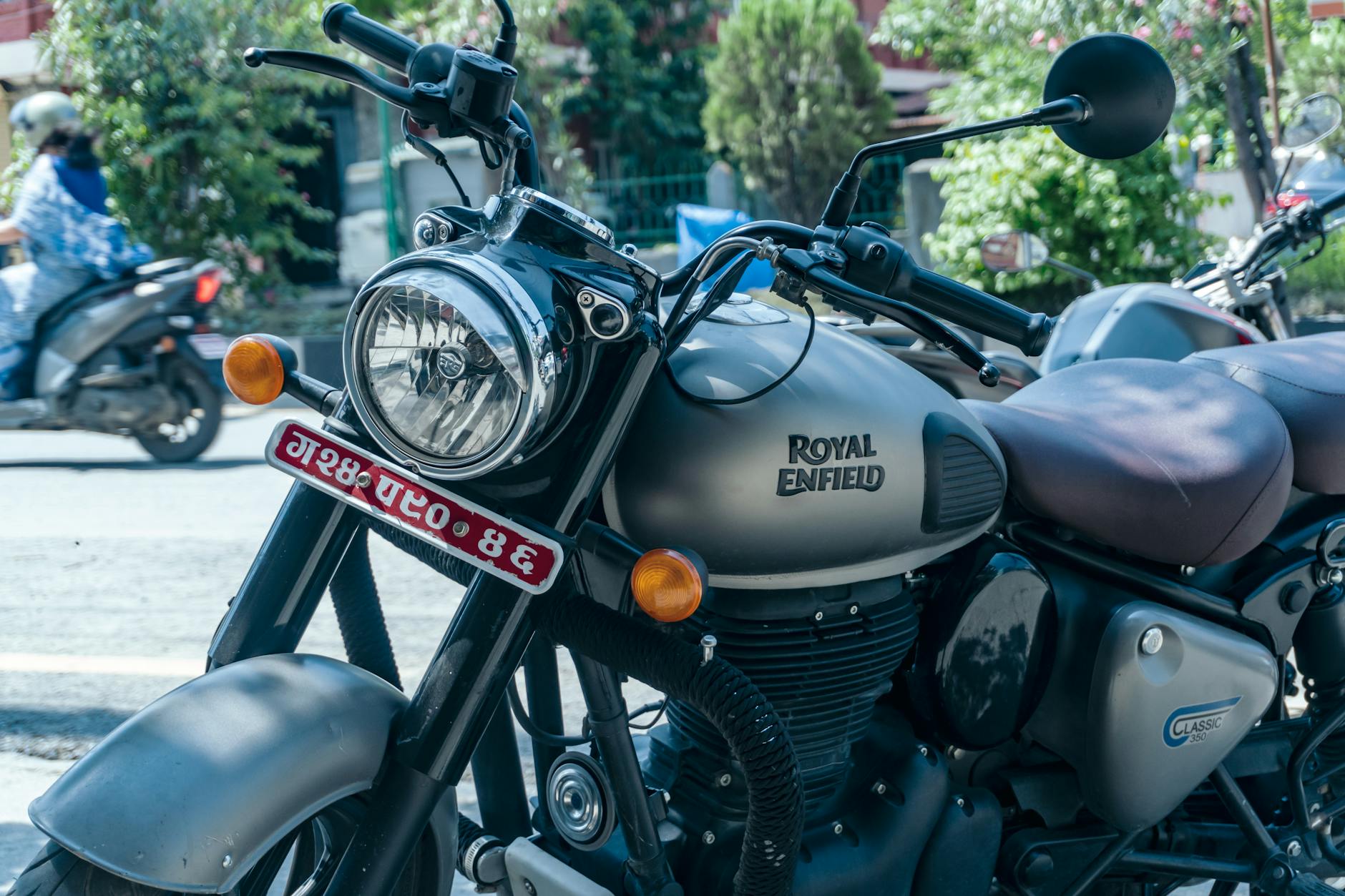 Royal Enfield Classic 500